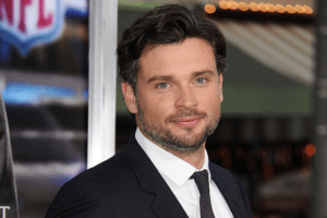 TOM WELLING
