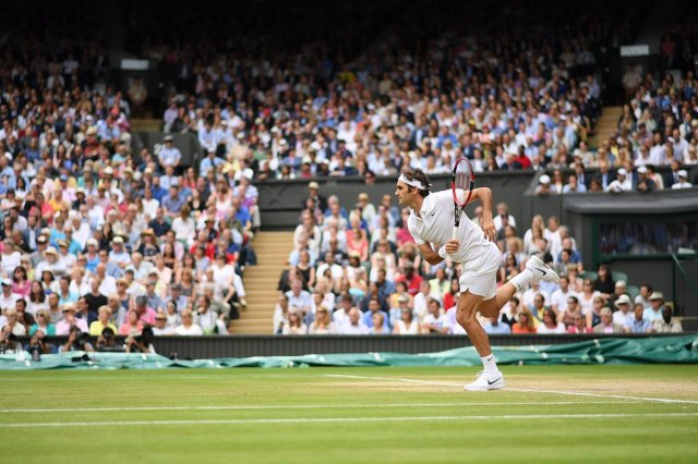 FED IN WHITE AT WIMBY