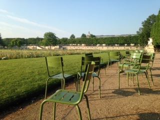 EMPTY CHAIRS AT JARDIN DU TUILERIES